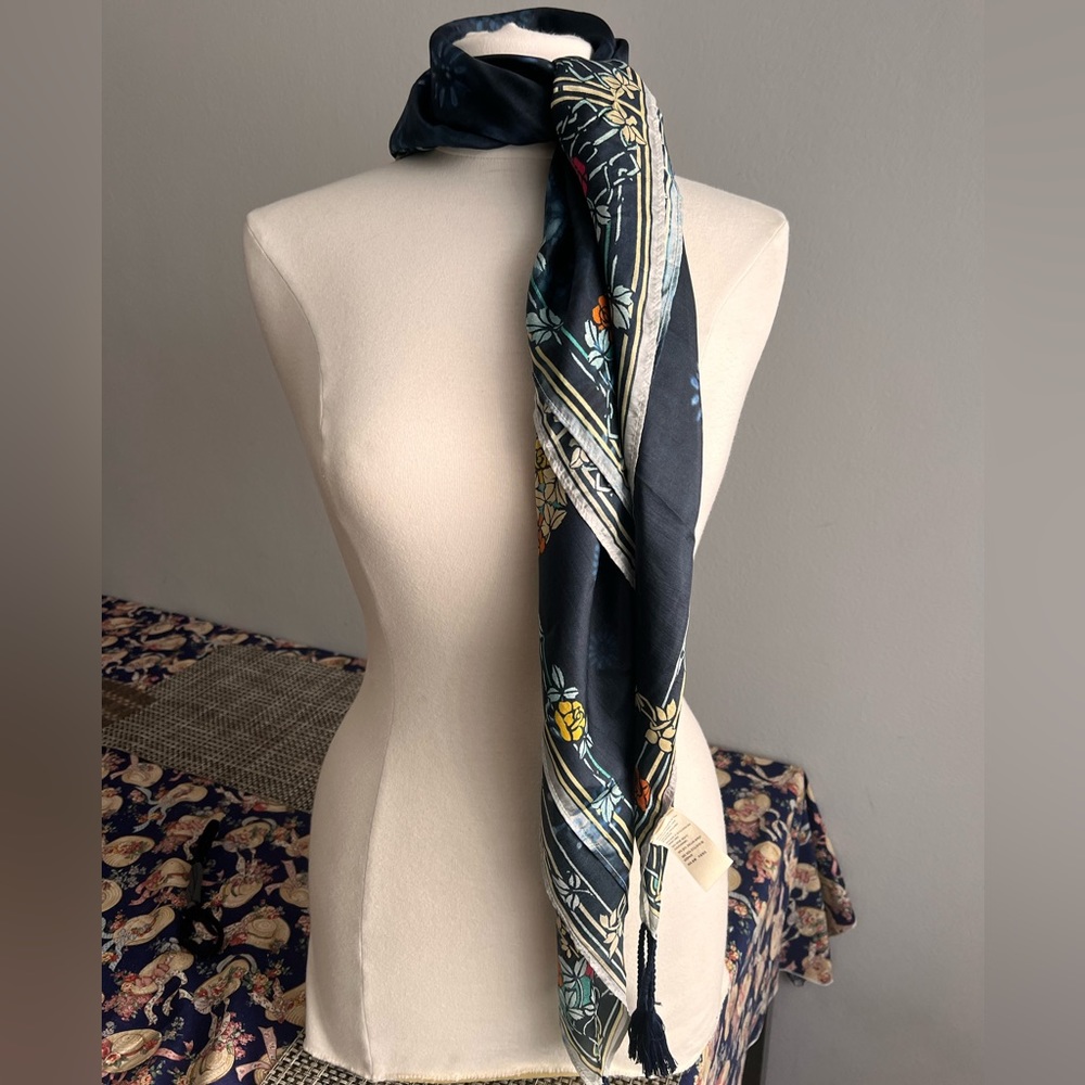 Johnny Was Silk Scarf NWT ! 12 Tassels! - Picture 2 of 6